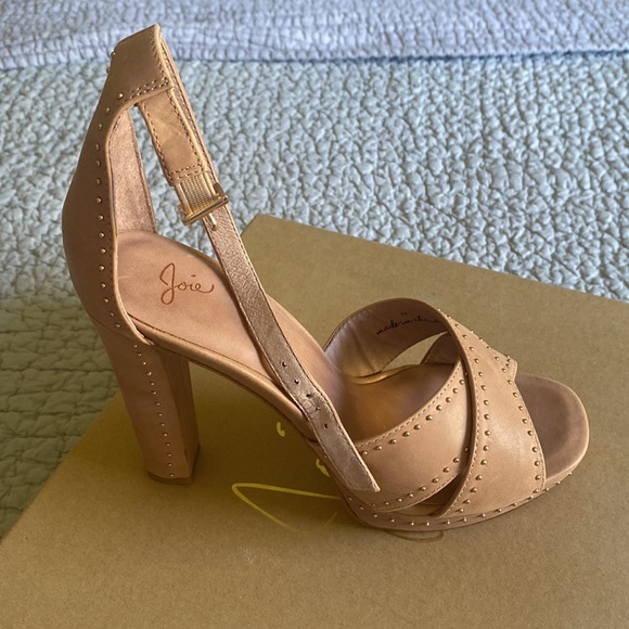 Joie heels - Picture 3 of 3